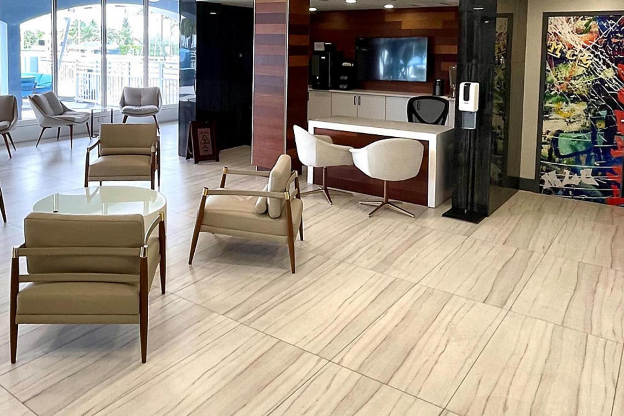Solara Surfside Hotel Bagian luar foto