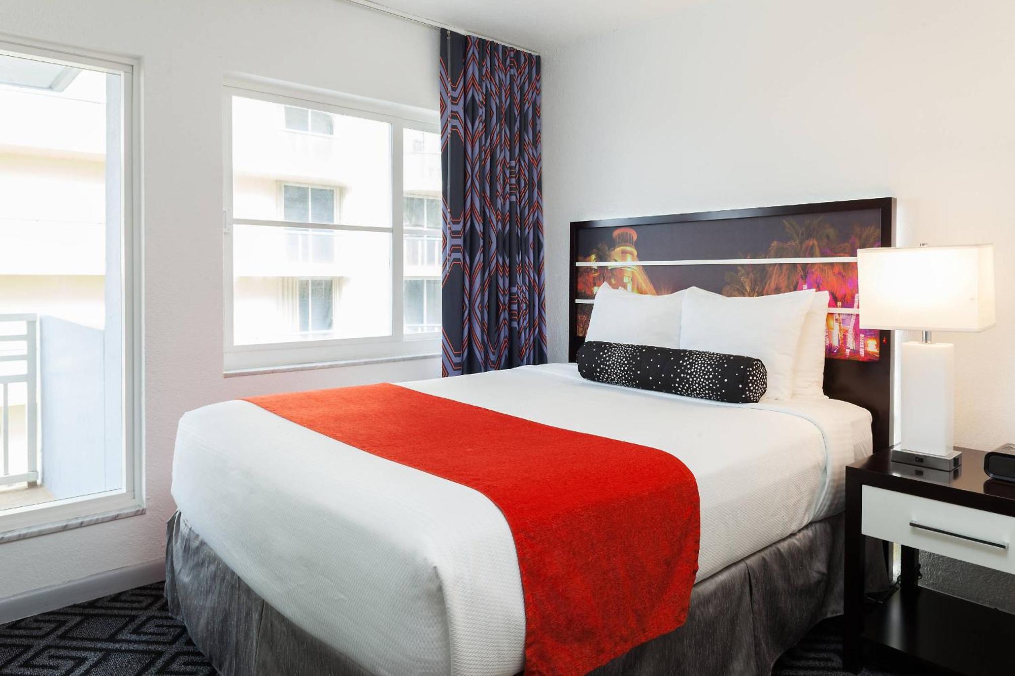 Solara Surfside Hotel Bagian luar foto