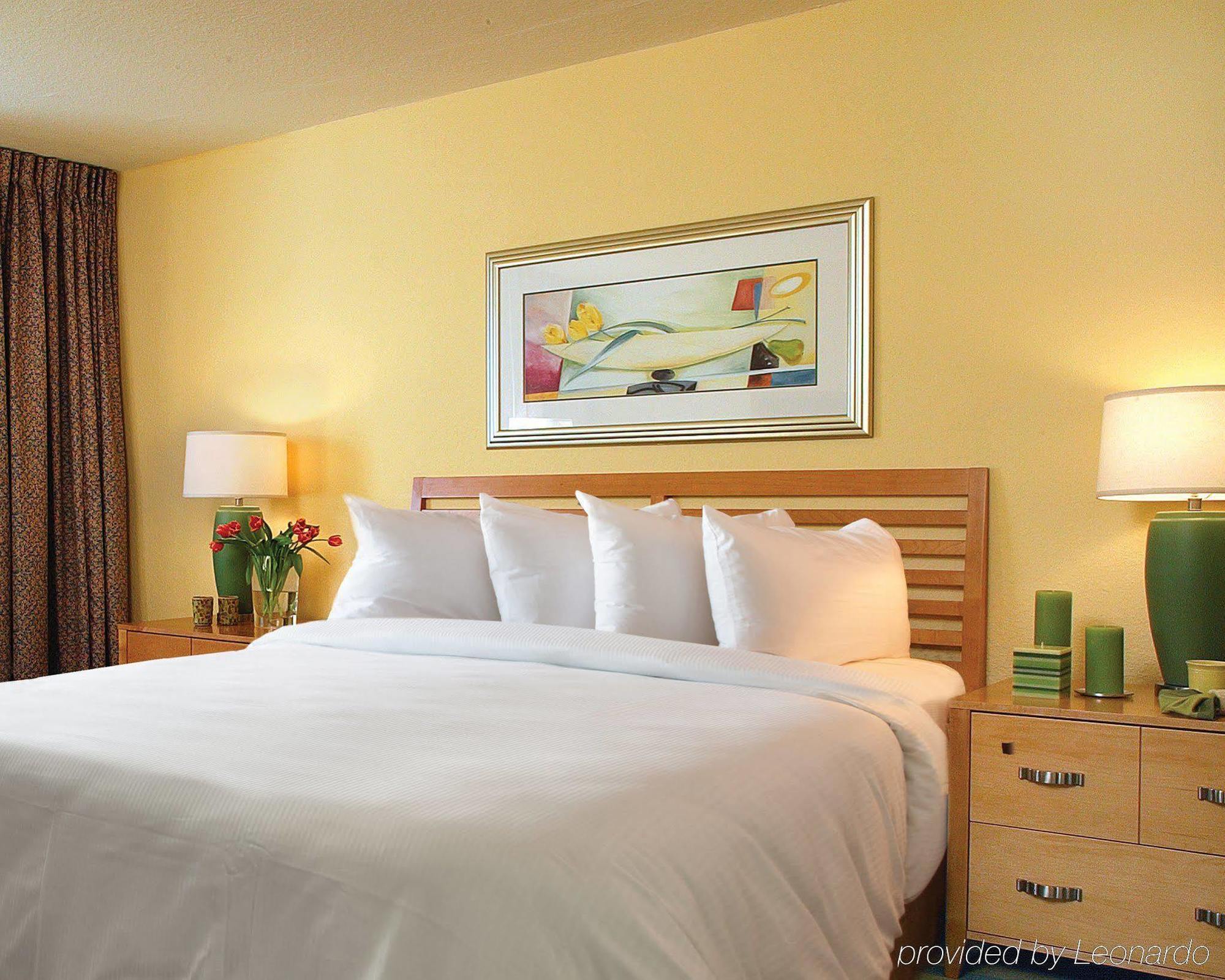 Solara Surfside Hotel Bagian luar foto